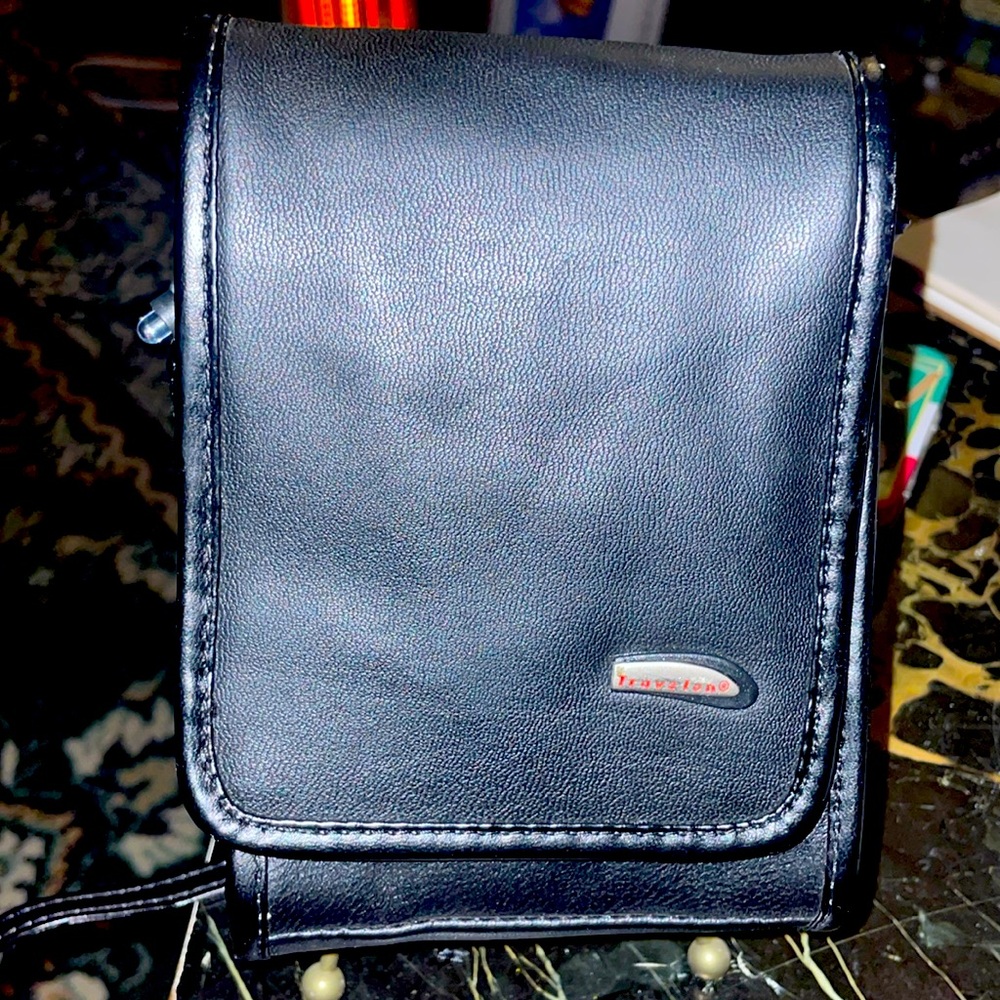 Travelon Crossbody Travel Wallet